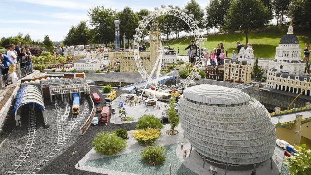 Charming Central Windsor 2 Bed Cottage Free Residents Parking And Private Garden Legoland Ascot Windsor Castle Thorpe Park Heathrow Airport Екстер'єр фото